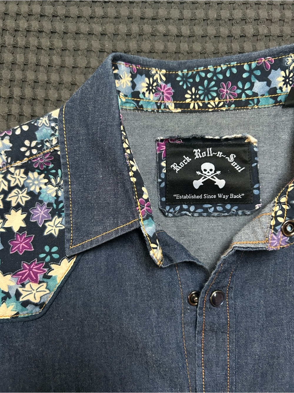 Rock Roll N Soul Men's Denim Shirt with Floral Accents Large